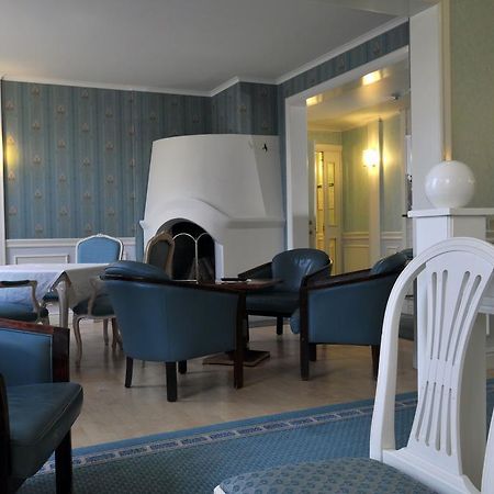 Hotel Vinterpalatset キルナ エクステリア 写真