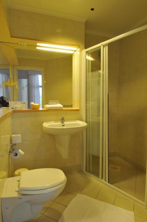 Hotel Vinterpalatset キルナ 部屋 写真
